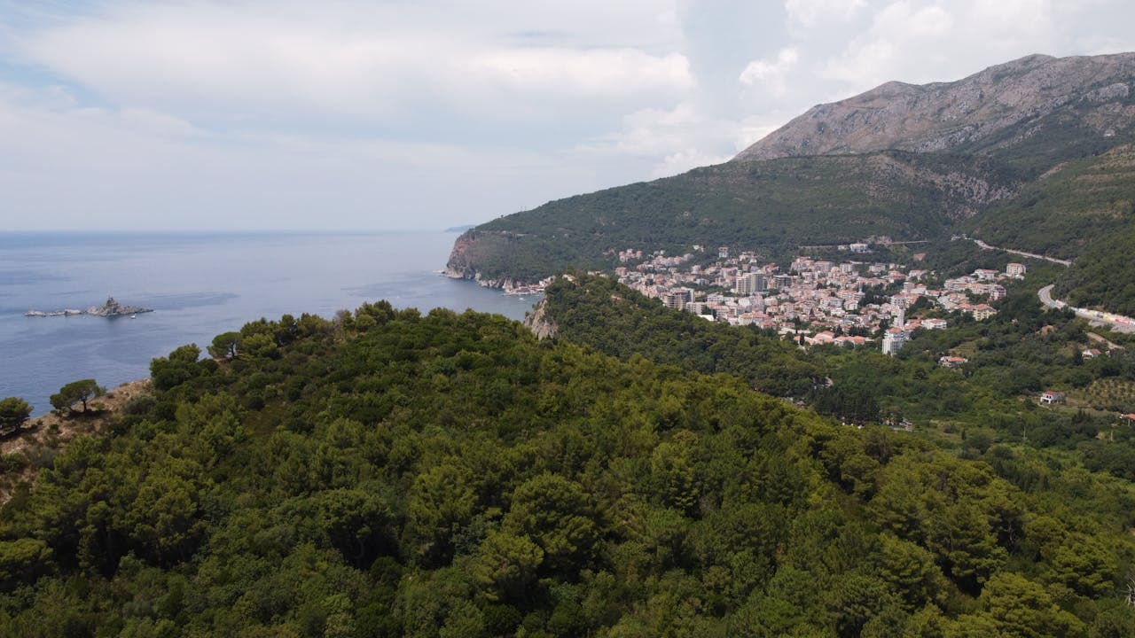 Albania vs. Bulgaria for Expats in 2026: Cost, Visa & Tax Comparison