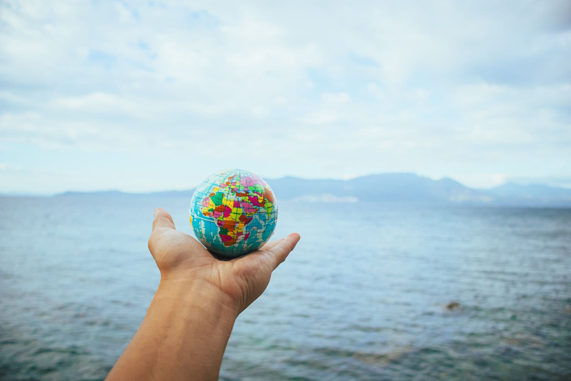 Record Numbers of Americans Are Leaving the U.S. in 2026 โ Here's Where They're Actually Going