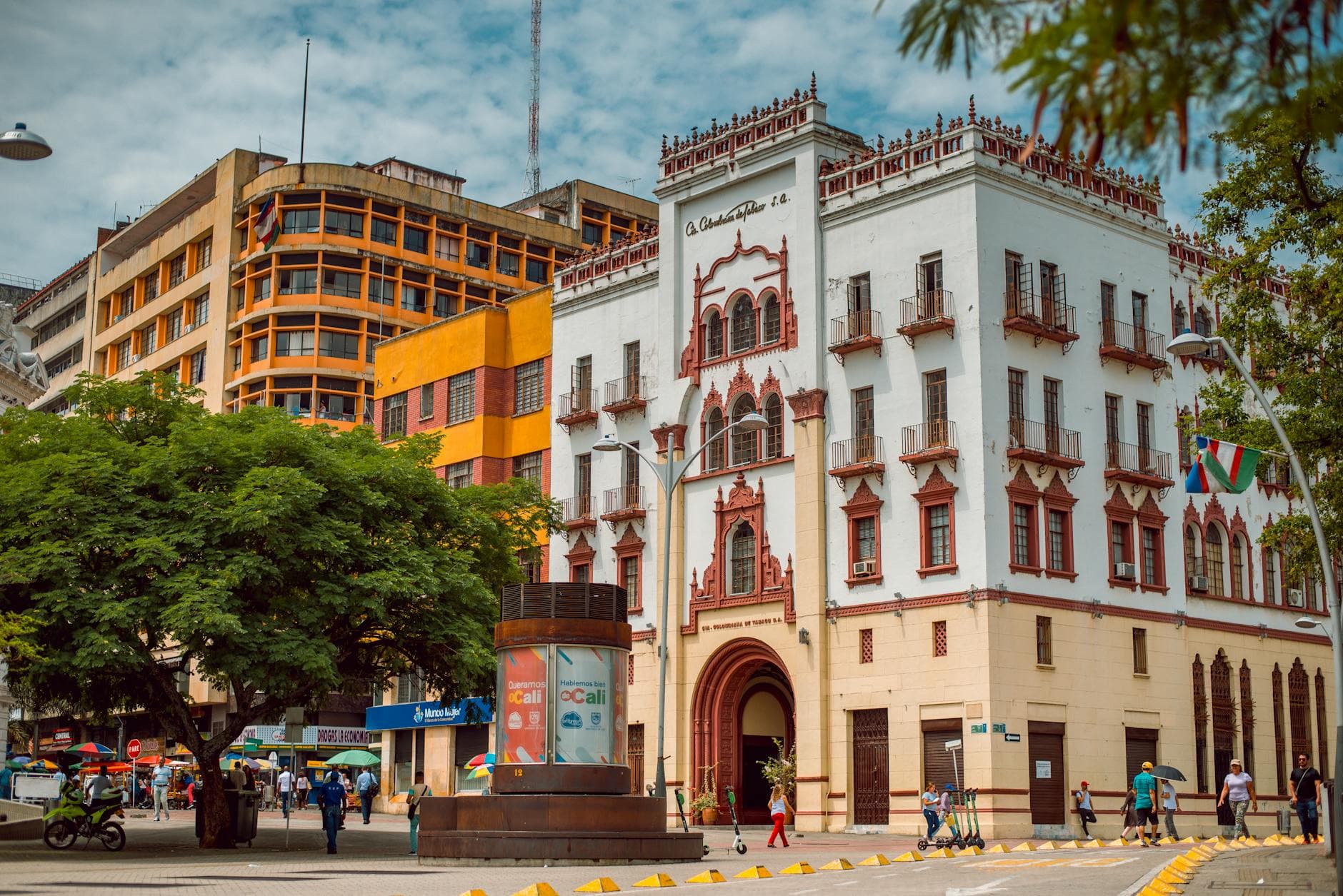 Edificio Coltabaco, a historic landmark in Cali, showcases rich architectural heritage.