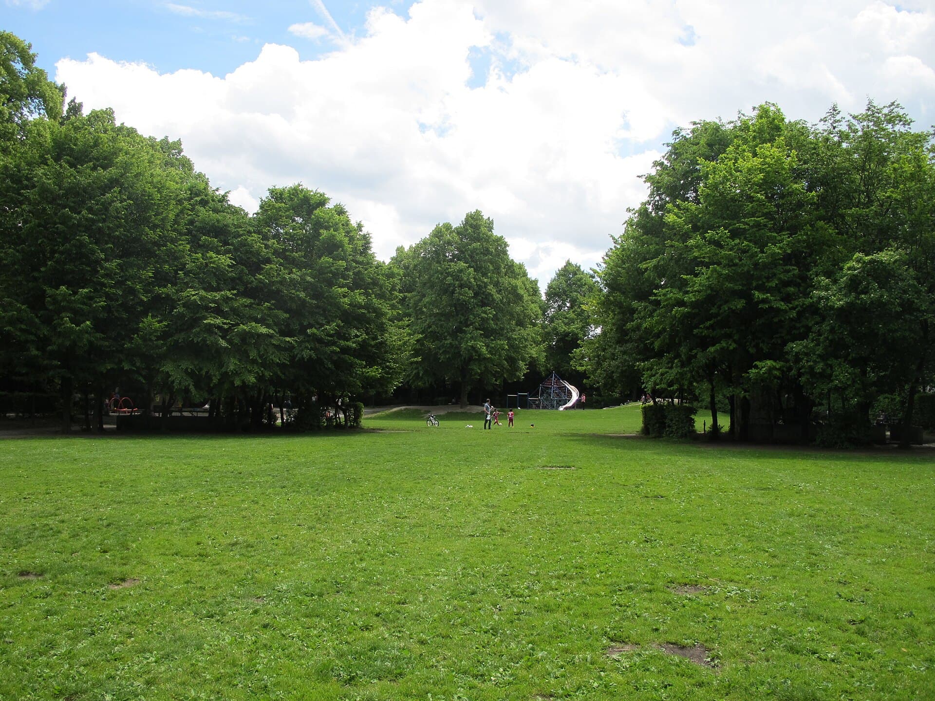 Postwiese Haidhausen, Juni 2015 01