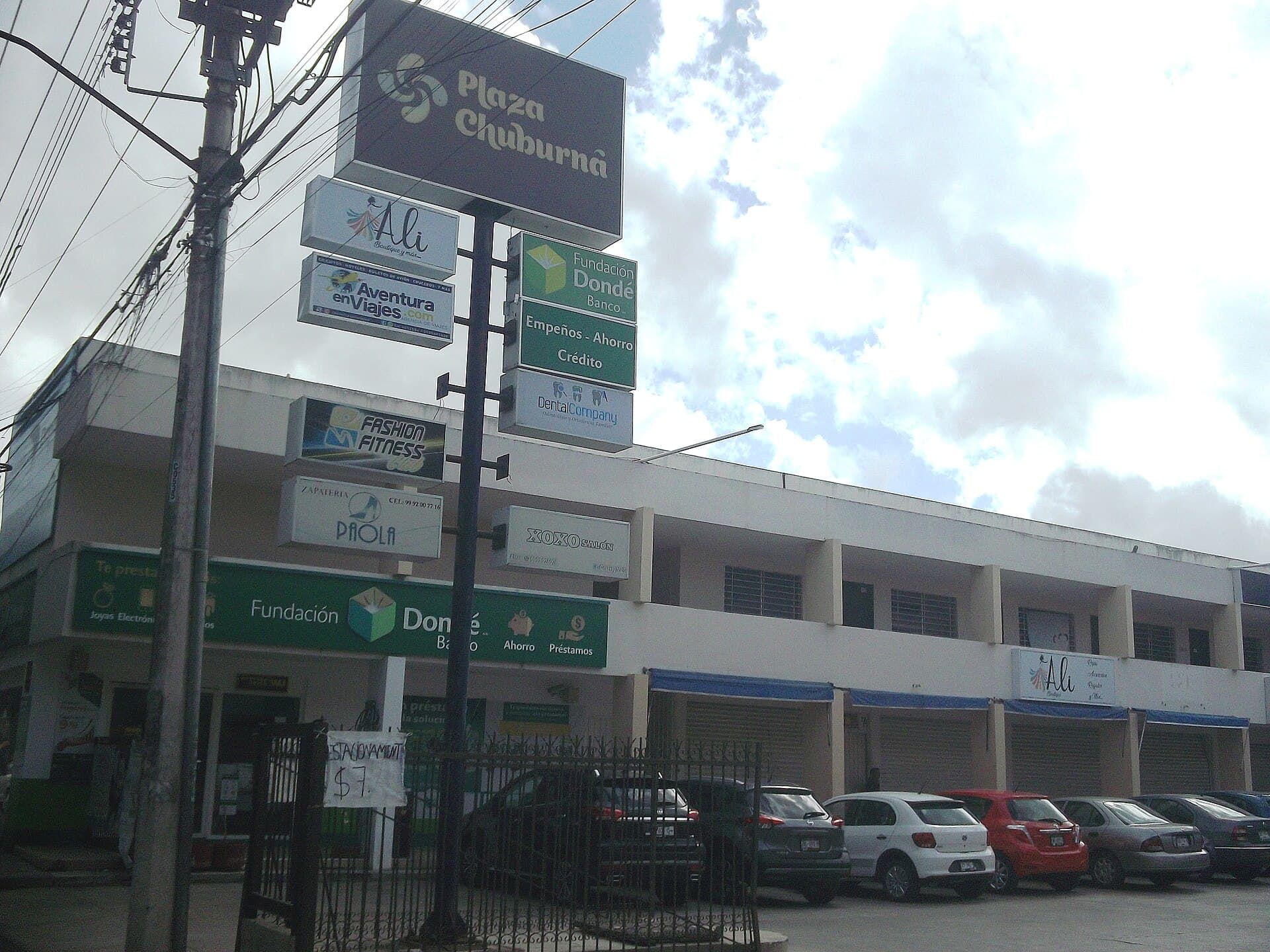 Plaza Chuburná en Mérida, Yucatán (01)
