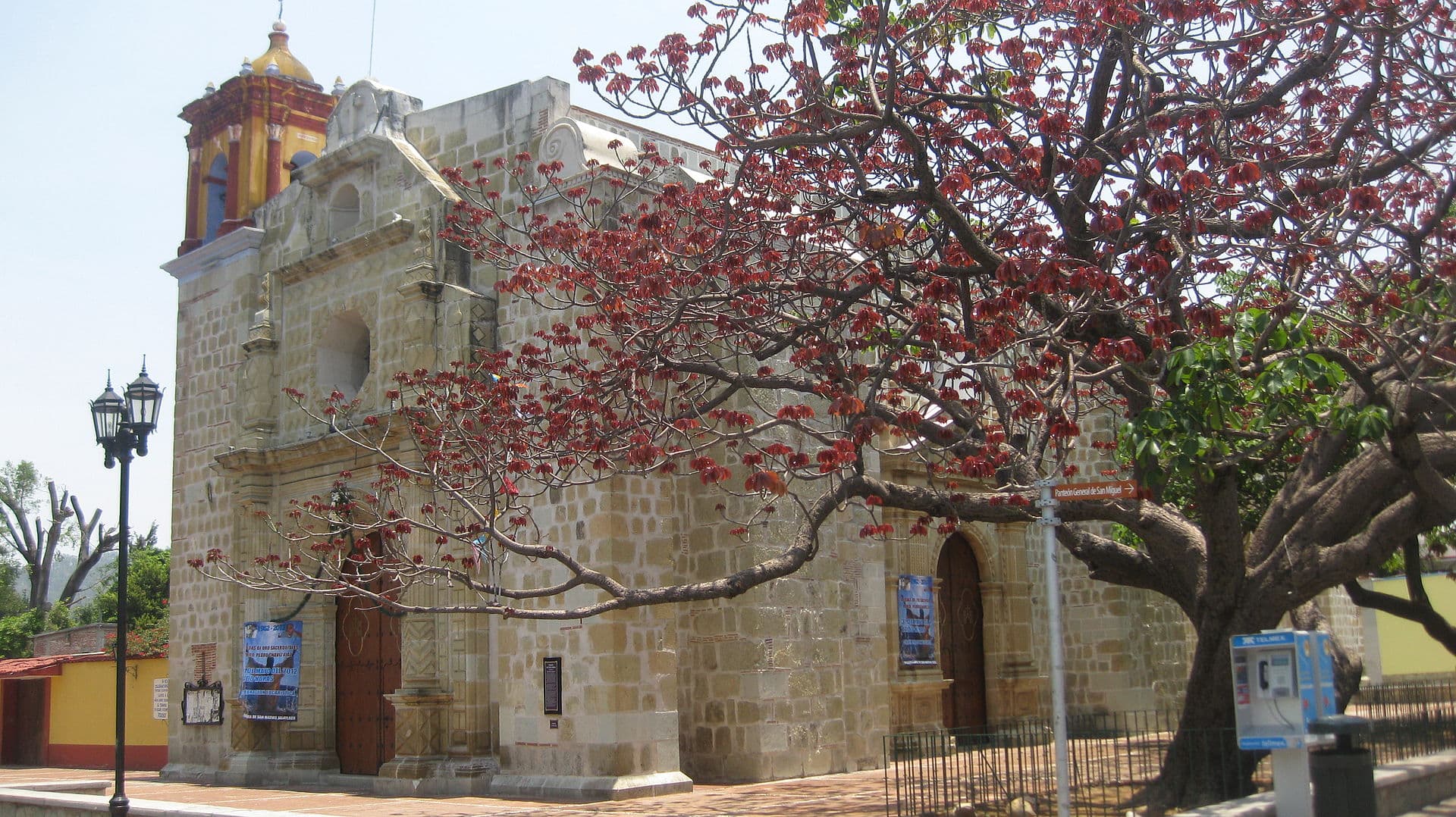 Templo de San Matías Jalatlaco
